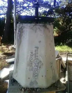 The LC shellerInnovating concrete with sawdust and clay to lower the costs and weight using materials available in some parts of Western Africa