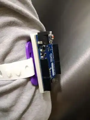 Snap Mount for one-handed attachment of devices , https://www.thingiverse.com/thing:2860886