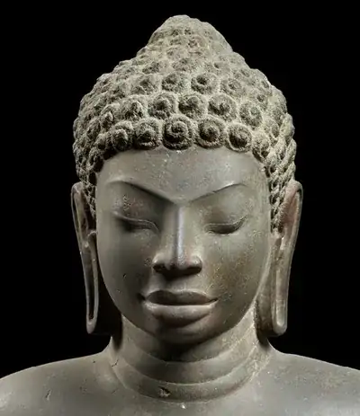 Buddha statue