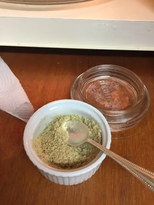 Voilà!!  Perfect, flowing stock powder restored