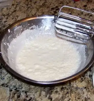 Coconut Cream with Egg White & Lecithin 1