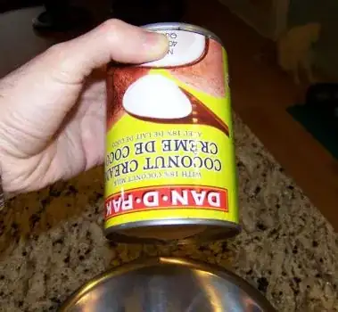 Coconut Cream - Pouring