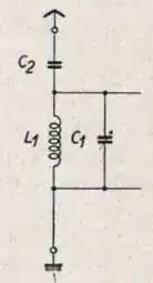 Antenna coupled to parallel resonant circuit with a small capacitor