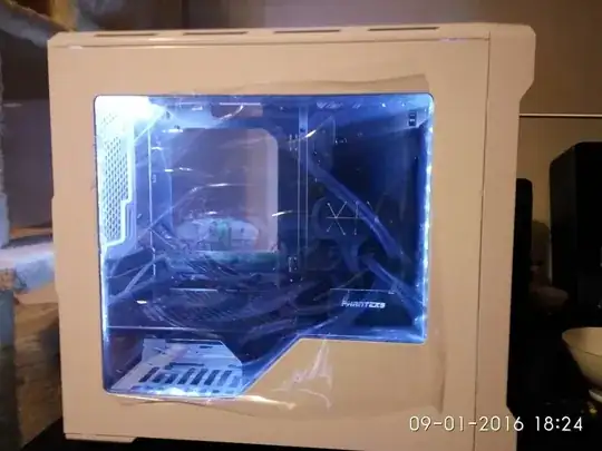 Phanteks Enthoo Evolv ITX (white) with cold white LED stripes