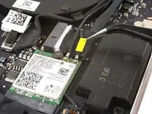 Razer Blade 15" (2020) Right Cables Disconnection