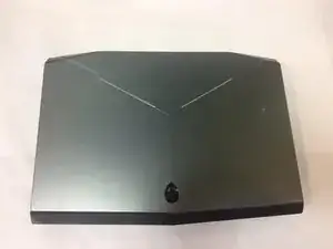 Alienware M17