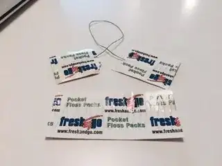 Fresh & Go Wallet Floss