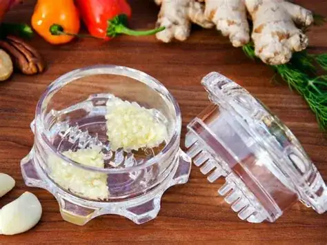 The "NexTrend" Garlic Twist™