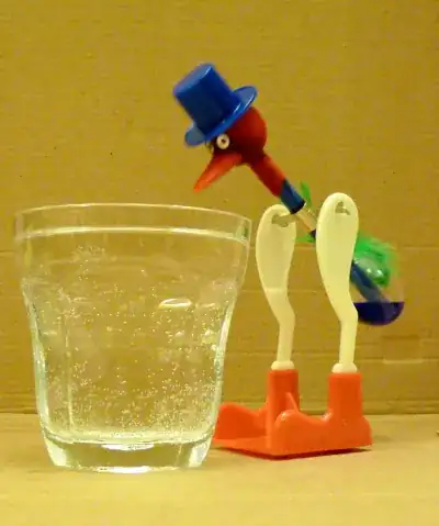 https://en.wikipedia.org/wiki/Drinking_bird#/media/File:Sipping_Bird.jpg