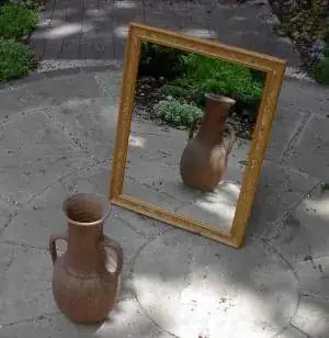 Picture of a Mirror