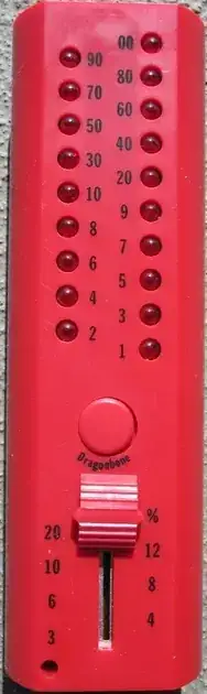 A red Dragonbone, with lights numbered 1-20, and, counting by 10s, 30-100. There is a slider at the bottom with options for what dice should be rolled: 3, 4, 6, 8, etc.