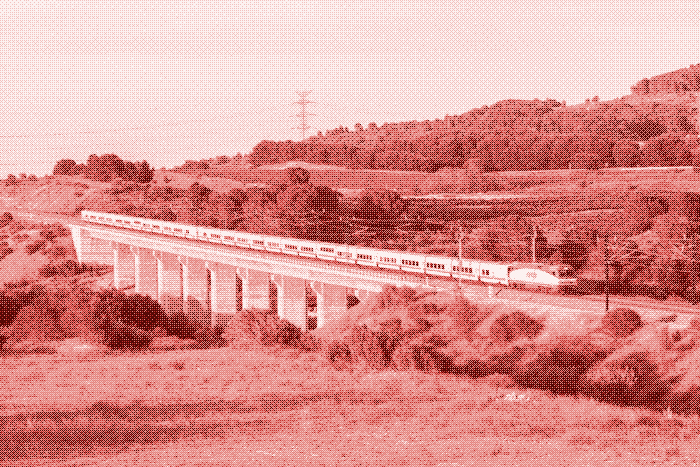 The Trenhotel Joan Miró Barcelona-Paris (1991-2013). Cheaper and faster than the high speed train. Picture by Sergio Evangelio.