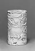 A Tek-hòe porcelain brush holder (late 17th-18th century)