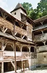  Galeriile din interiorul bastionului