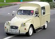 Citroën „Rața-cutie“ AK 400 (1978)