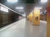 Stația 1 Decembrie 1918 în 24 martie 2013.