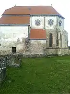 Corul bisericii (vedere din exterior)