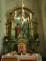 Altarul din dreapta cu statueta Preasfintei Inimi a Mariei şi a lui Isus