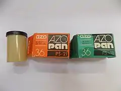 Ambalaje de filme negative alb-negru pancromatice (cutii carton și plastic), Azopan PS-18 și PS-21 cu 36 de poziții