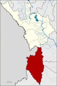 Amplasarea districtului în provincia Tak