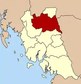 Amplasarea districtului în provincia Trang