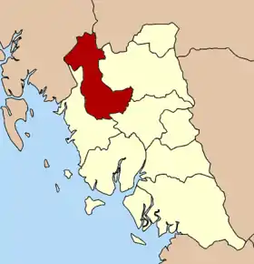 Amplasarea districtului în provincia Trang