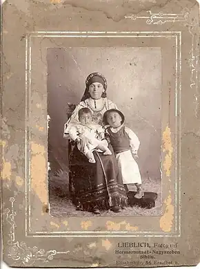 Foto din anul 1910(vezi verso)