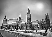 Biserica evanghelică fortificată din MoșnaMacheta fortificaţiei din MoșnaPlanul ansamblului fortificat