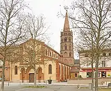 Biserica.