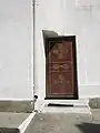 Ușa de intrare în altar, amplasată pe peretele sudic
