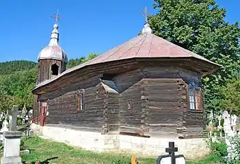 Biserica de lemn „Cuvioasa Paraschiva”