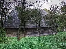 Biserica de lemn „Sfinții Arhangheli Mihail și Gavriil” din Băița, vedere din nord, sept. 2008