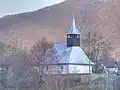 Biserica din depărtare