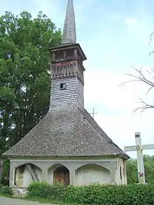 Biserica de lemn Sfinții Arhangheli din Buteasa, oraș Șomcuta Mare, județul Maramureș, foto: iunie 2009.