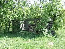 Biserica de lemn ruinată