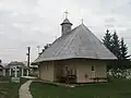 Biserica pe latura sud-estică
