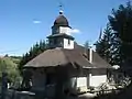 Biserica pe latura sud-vestică