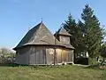 Biserica de lemn văzută de pe latura de nord-vest