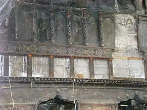 Partea stângă a iconostasului