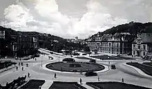 Palatul Finanțelor, Palatul Poștei și vila Kertsch (stânga)