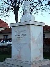 Bustul lui Avram Iancu din Mihai Viteazu