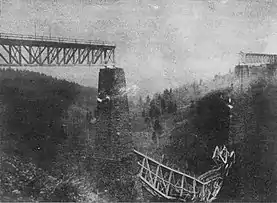 Caracău: grinda centrală distrusă în 1916