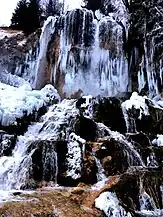 Cascada Pișoaia în iarna anului 2021