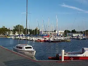 Portul pentru iahturi din Charzykowy.