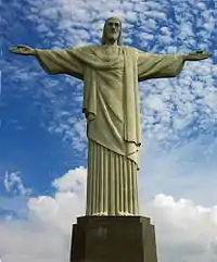 Statuia lui Hristos Mântuitorul de pe muntele Corcovado, Rio de Janeiro, Brazilia.