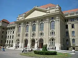 Universitatea din Debrețin