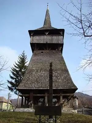 Clopotnița de lemn a bisericii unitariene, monument istoric