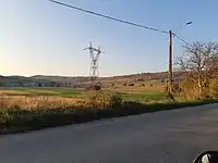 În urcare spre șa, venind dinspre Roznov.