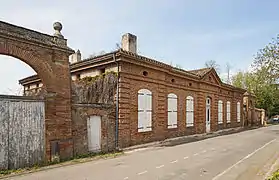 Castelul, de Laparre de Saint-Sernin.