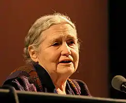 Doris Lessing, romancieră, poetă și dramaturgă britanică